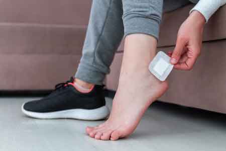 How to Detox Your Feet with Foot Patches